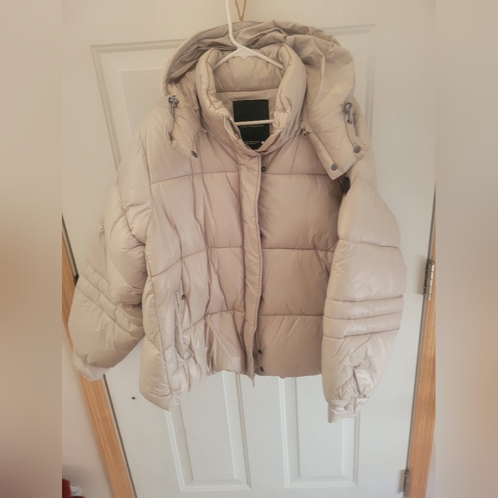 Womens puffer jacket
